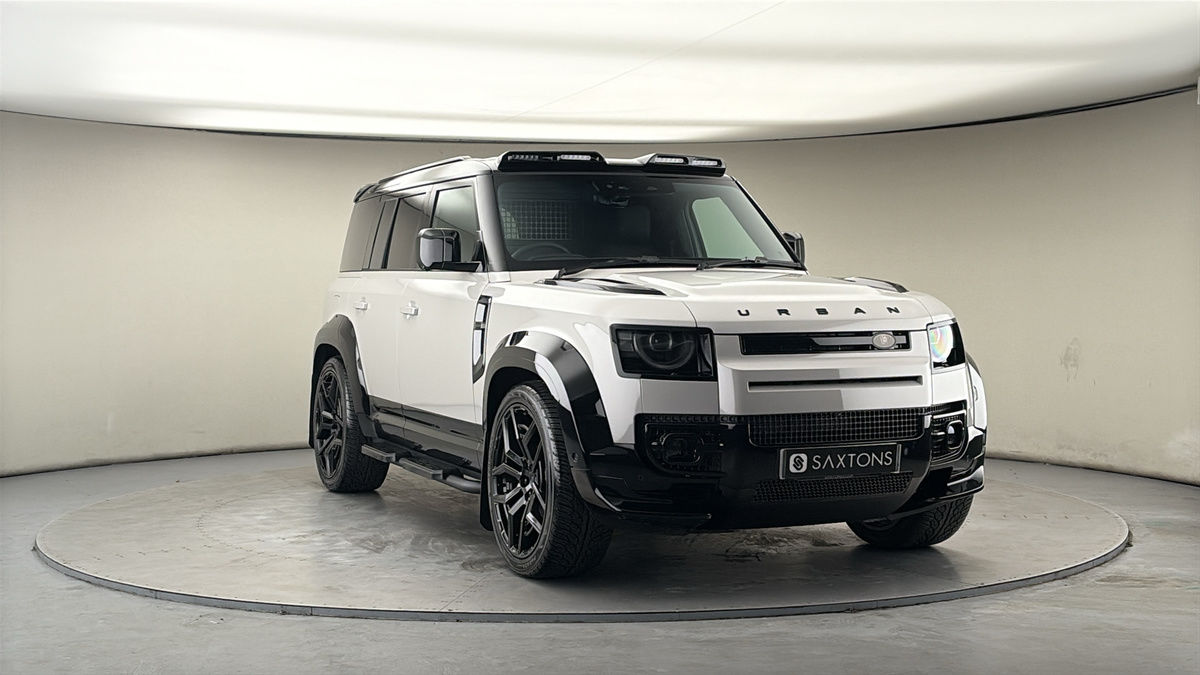 More views of Land Rover Defender 110