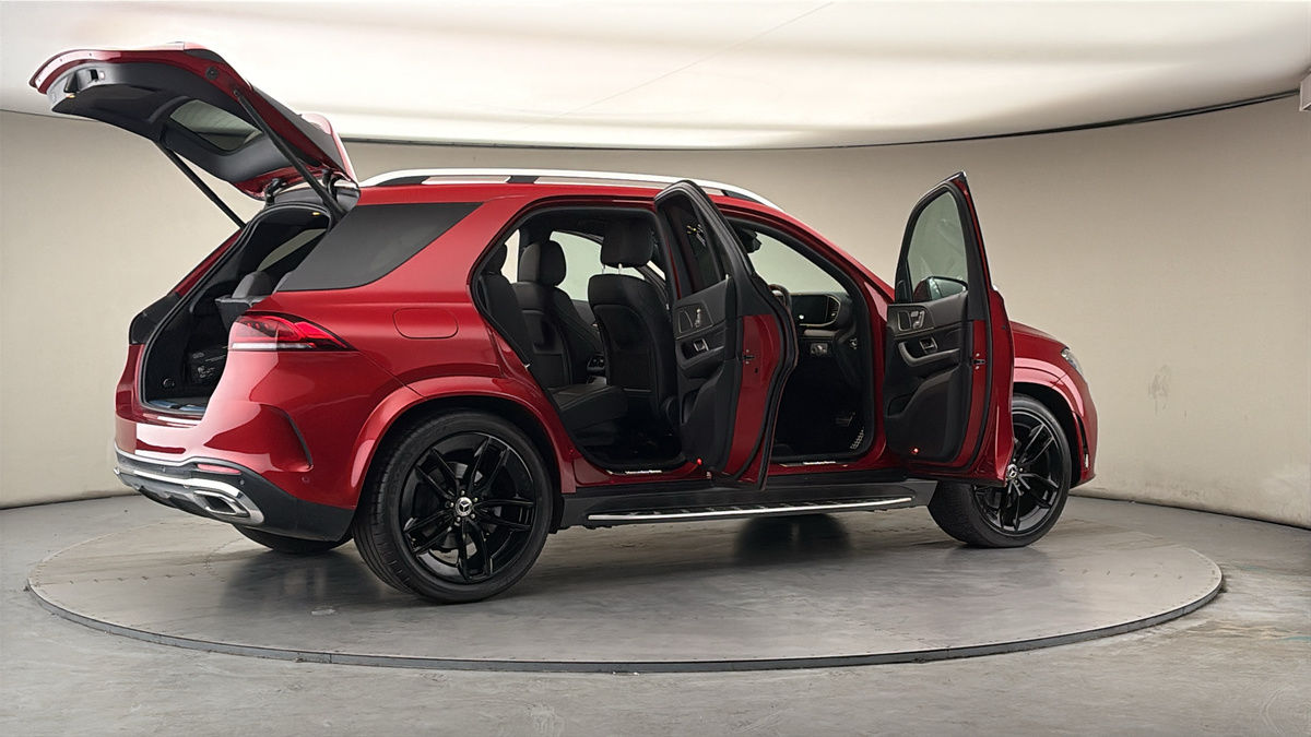 More views of Mercedes-Benz GLE