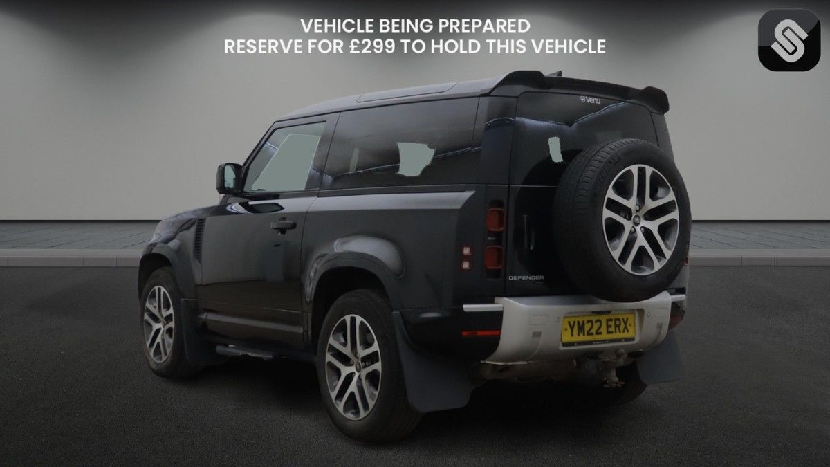 Land Rover Defender 90 Image 3