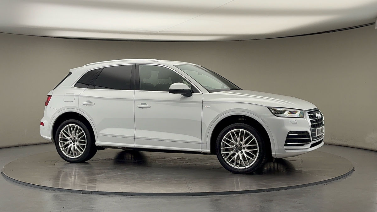 More views of Audi Q5