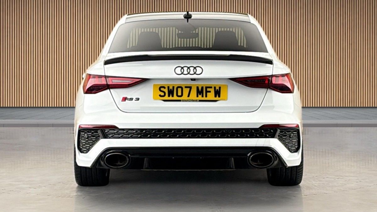 Audi RS3 Image 4