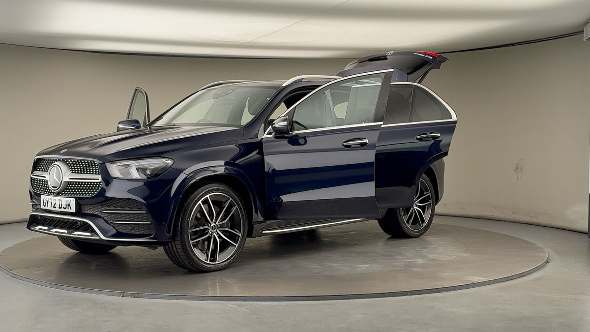 More views of Mercedes-Benz GLE