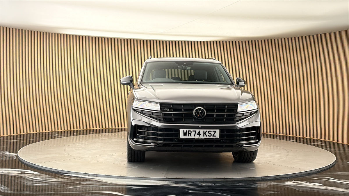 More views of Volkswagen Touareg