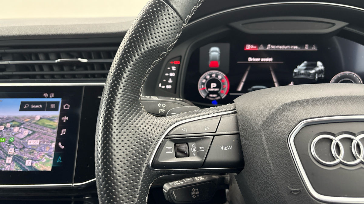Audi Q7 Image 13