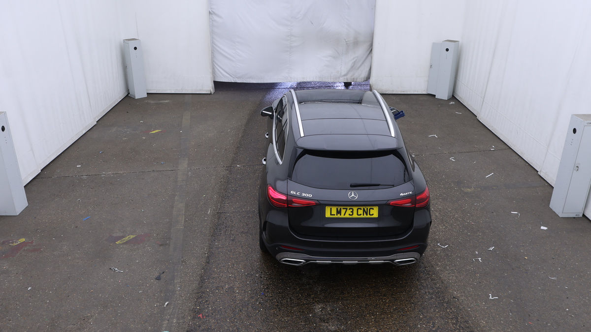 Mercedes-Benz GLC Image 8