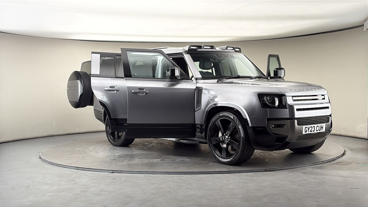 More views of Land Rover Defender 130