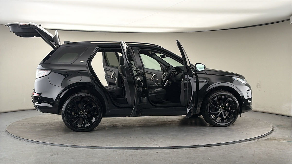 More views of Land Rover Discovery Sport