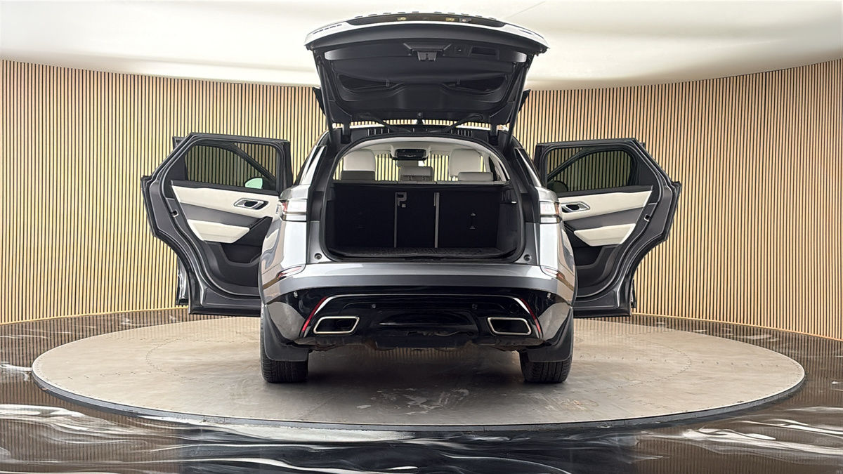 More views of Land Rover Range Rover Velar