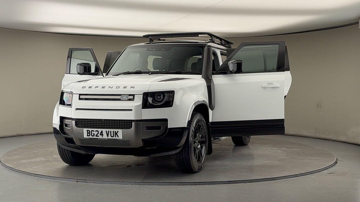 More views of Land Rover Defender 110