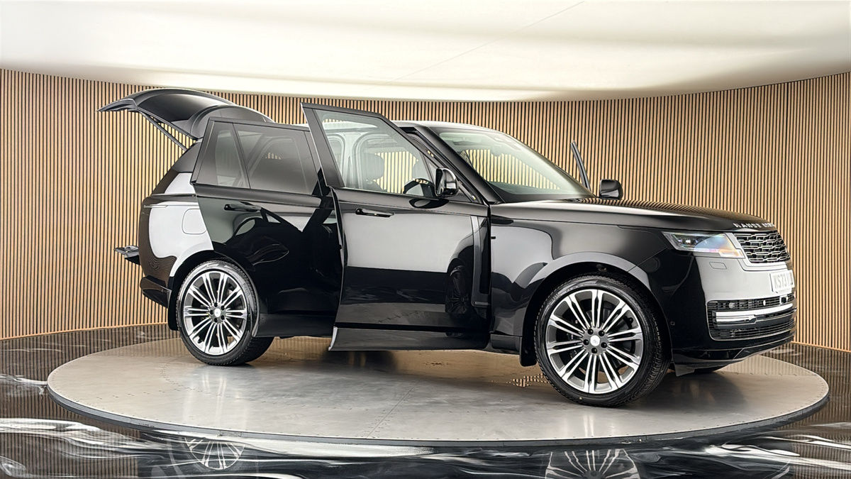 More views of Land Rover Range Rover