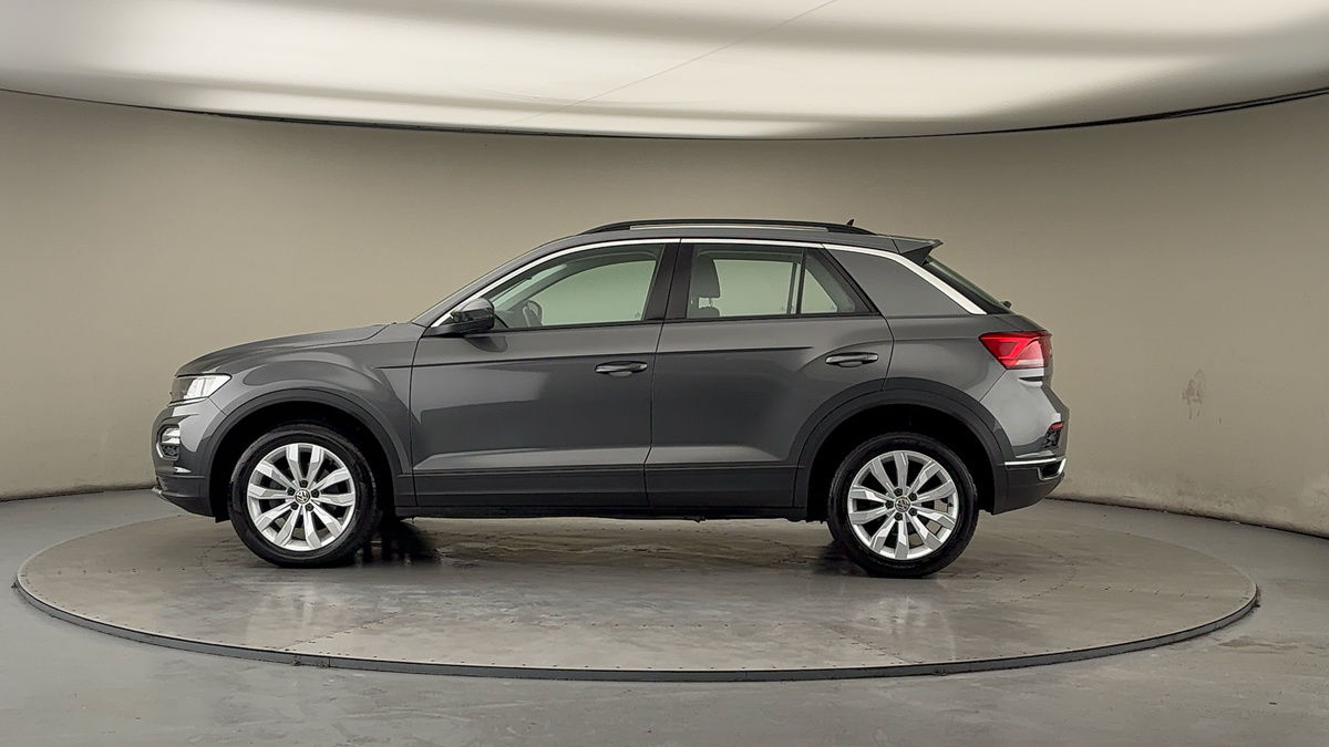 Volkswagen T-Roc Image 15