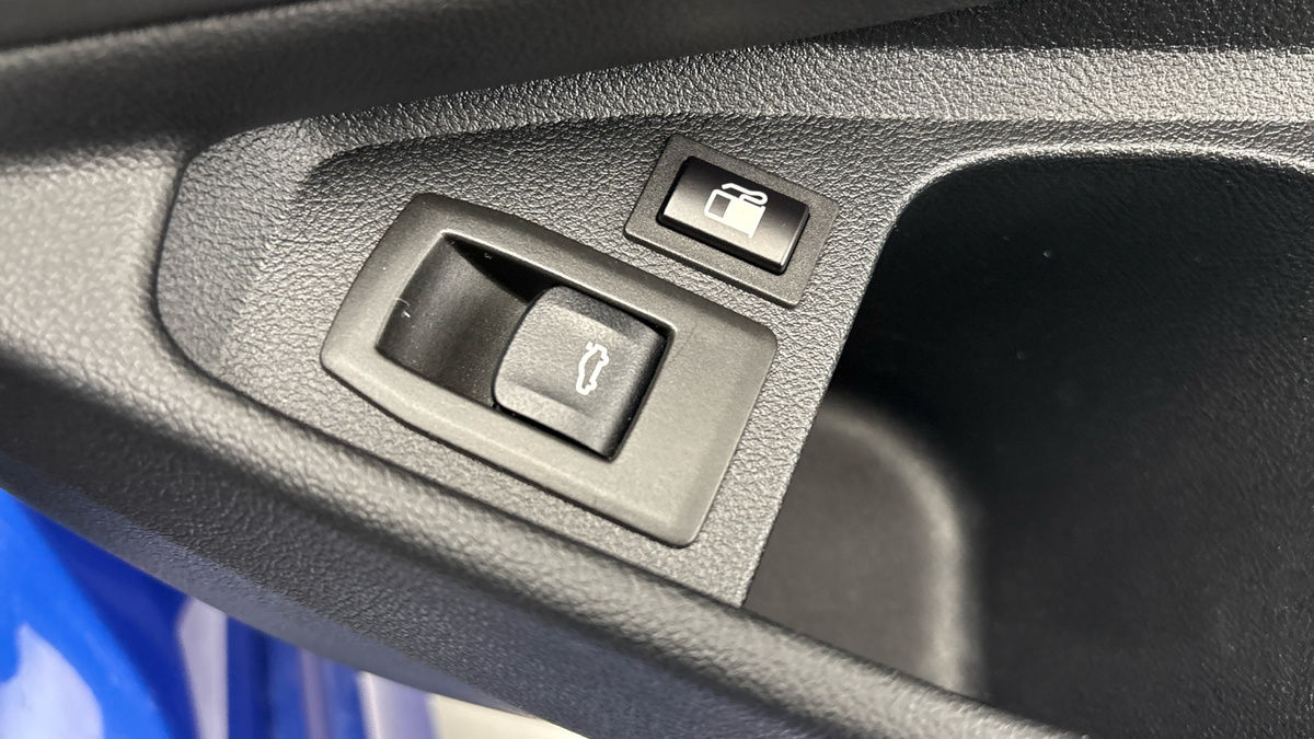 BMW 3 Series Image 27