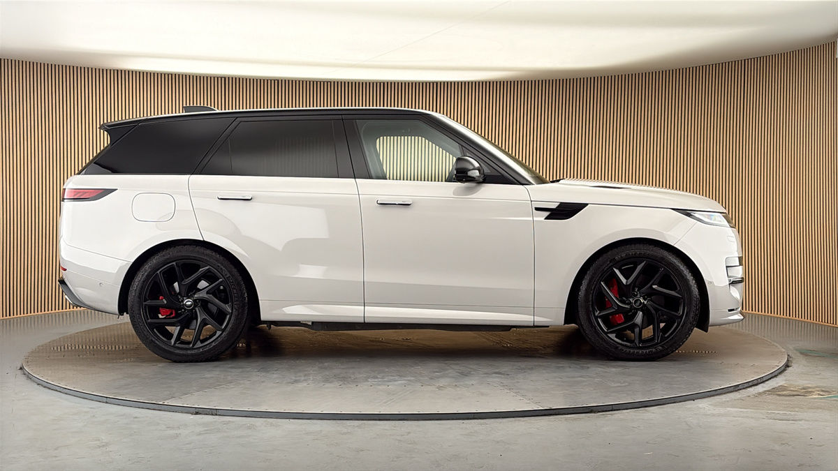 Land Rover Range Rover Sport Image 16