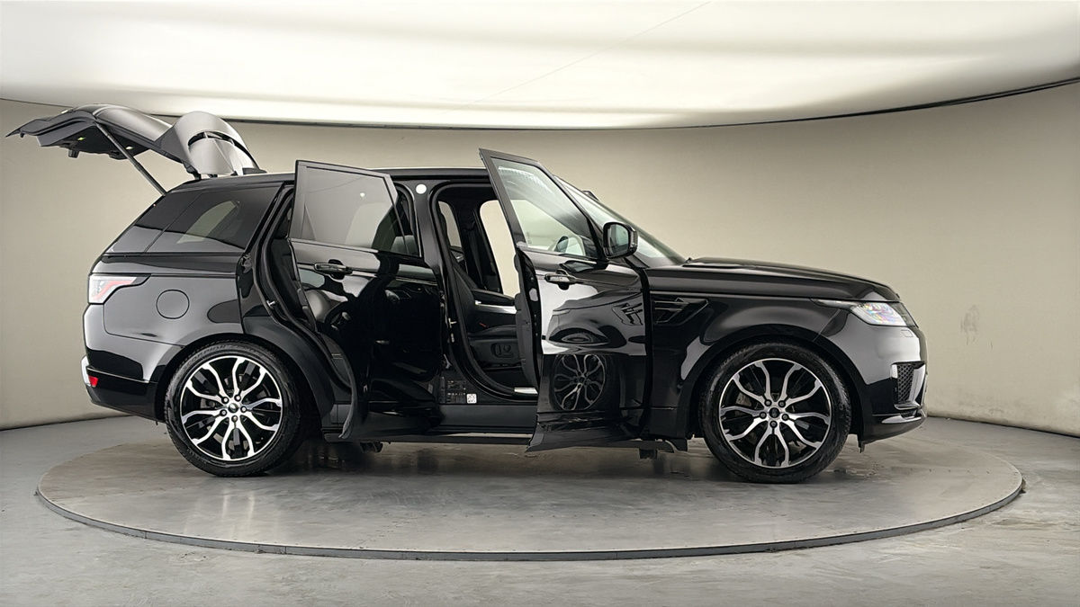 More views of Land Rover Range Rover Sport