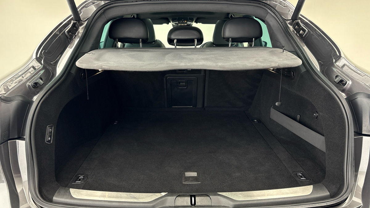 Maserati Levante Image 11