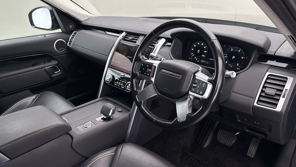 Land Rover Discovery Image 5