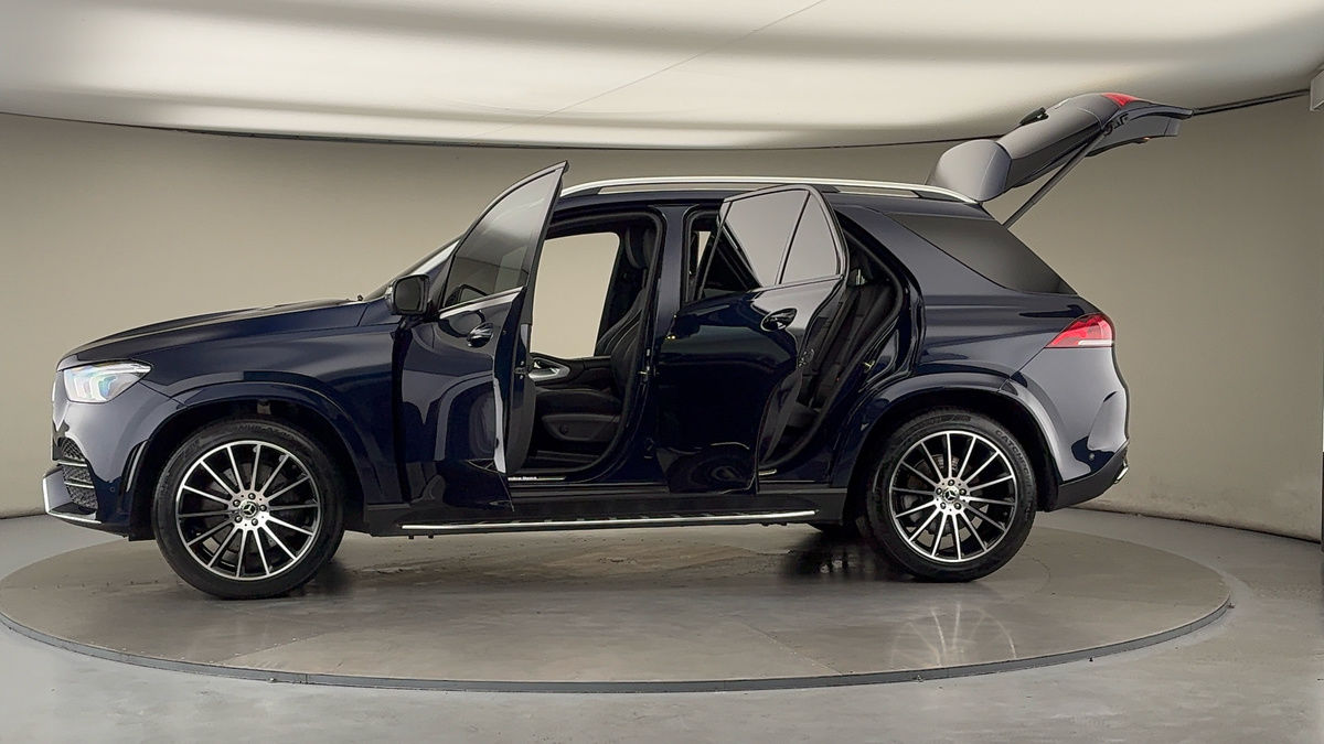 More views of Mercedes-Benz GLE