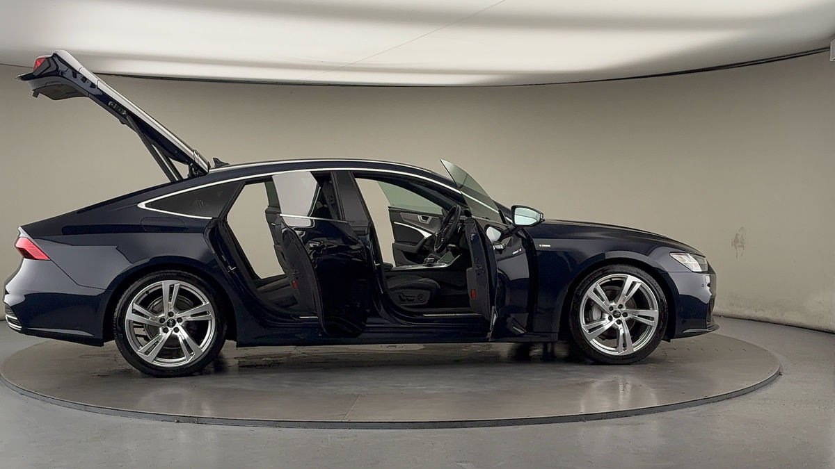 More views of Audi A7