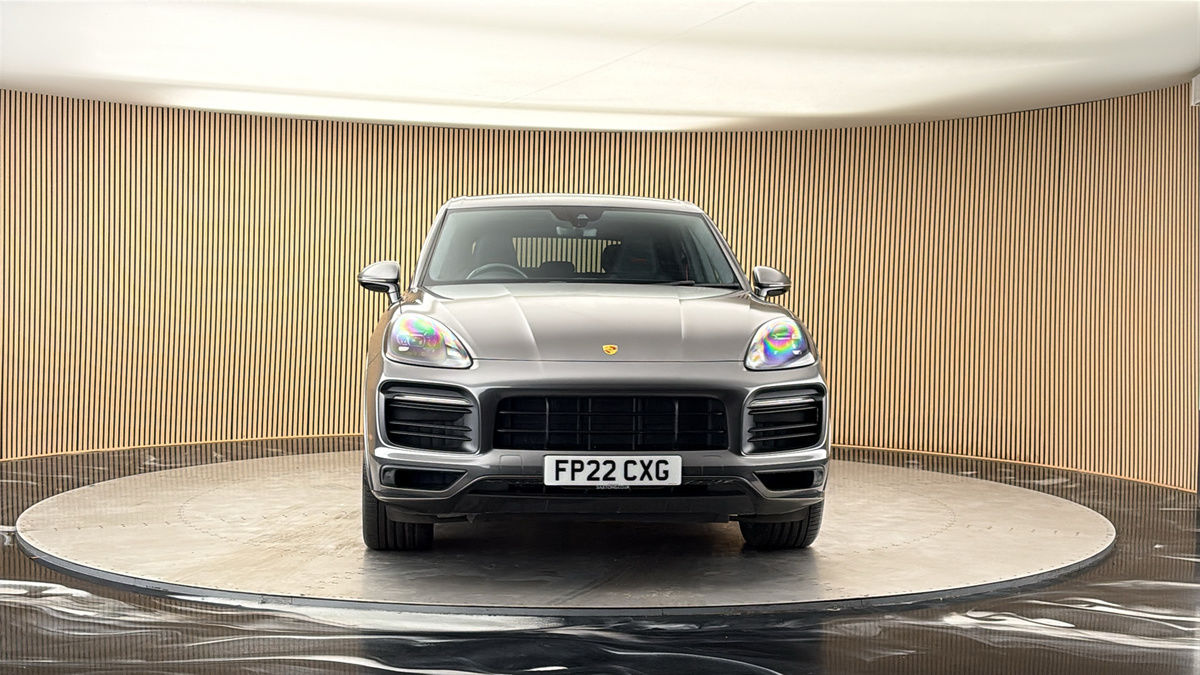 More views of Porsche Cayenne