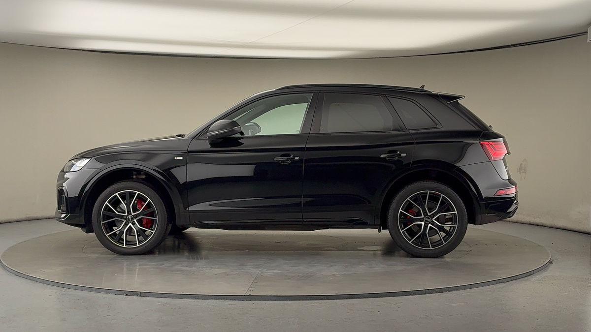 More views of Audi Q5