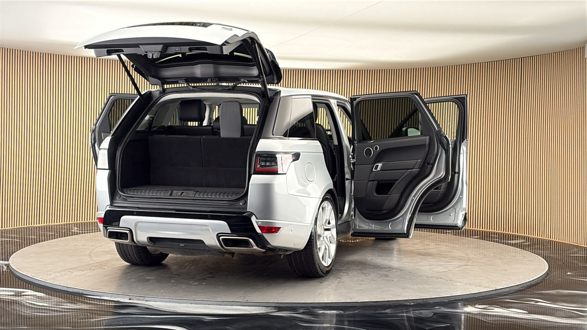 More views of Land Rover Range Rover Sport