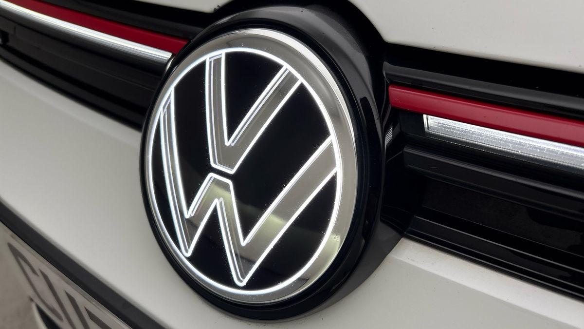 Volkswagen Golf Image 24