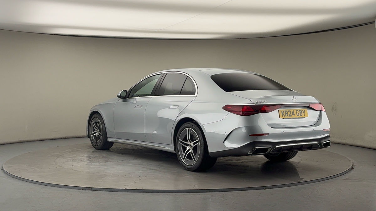 Mercedes-Benz E Class Image 2