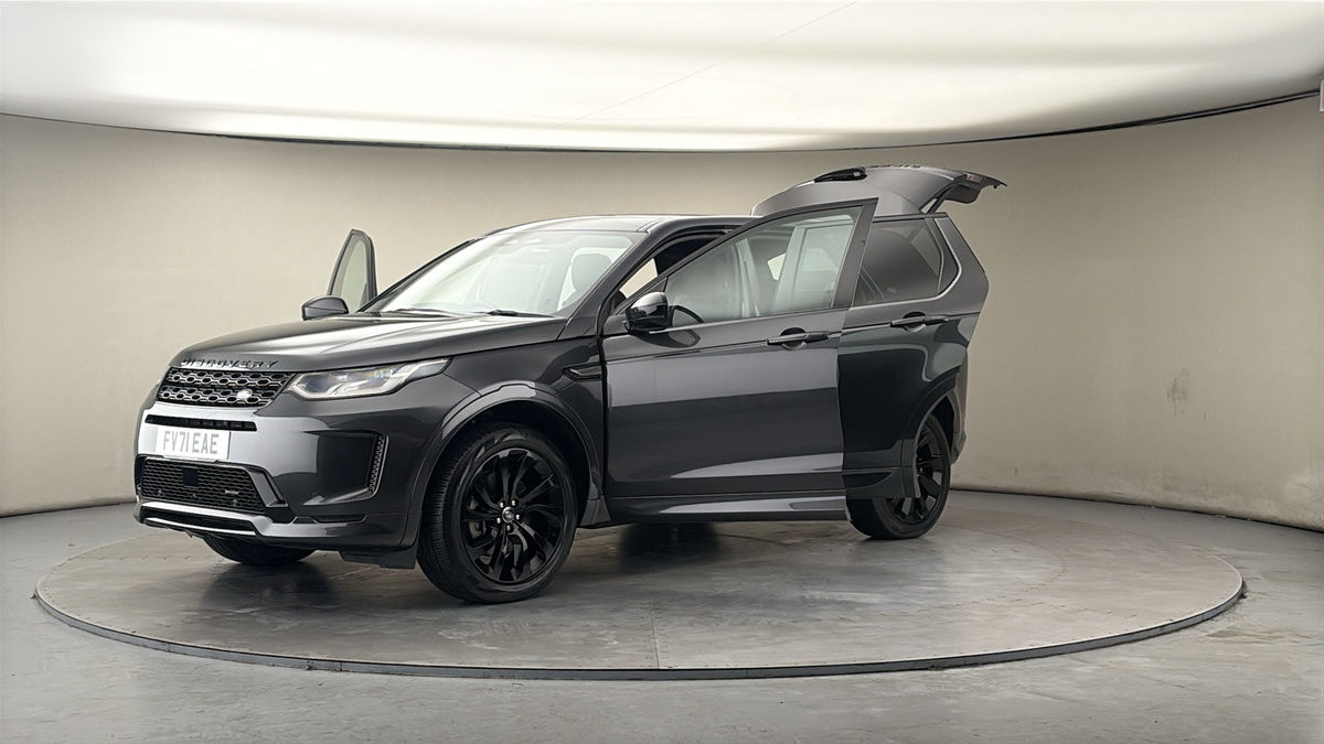 Land Rover Discovery Sport Image 22
