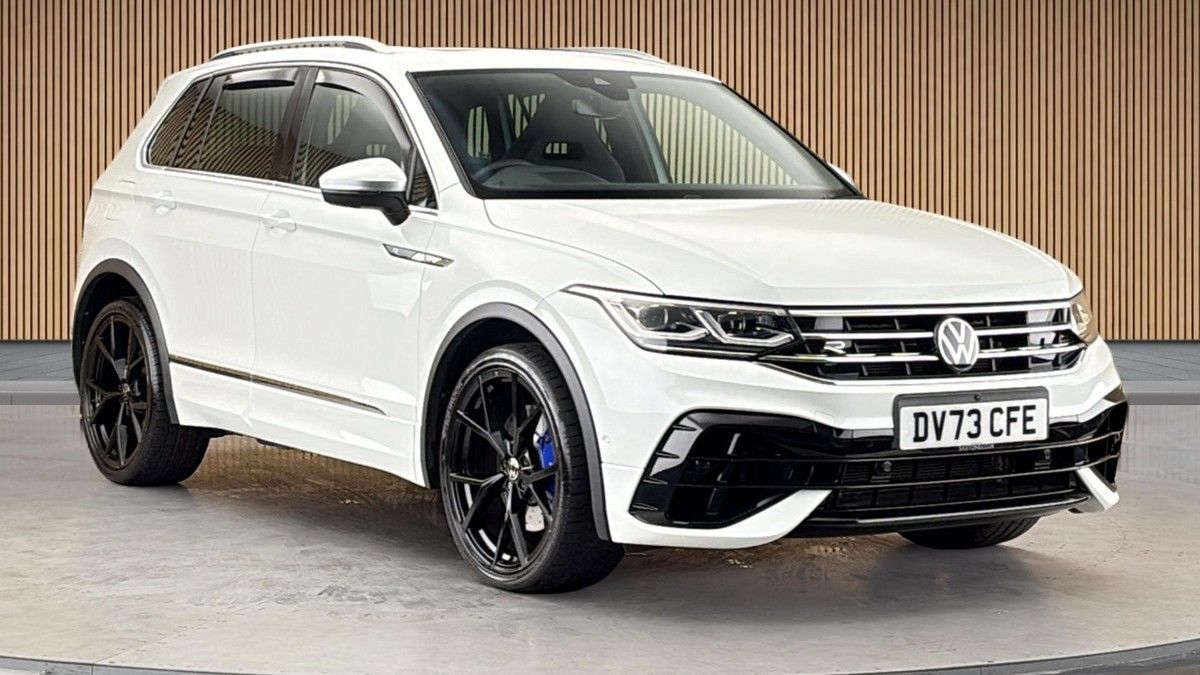 Volkswagen Tiguan Sticky Header Image