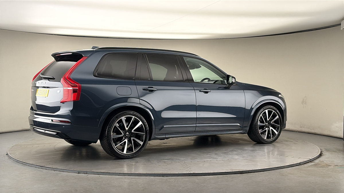More views of Volvo XC90