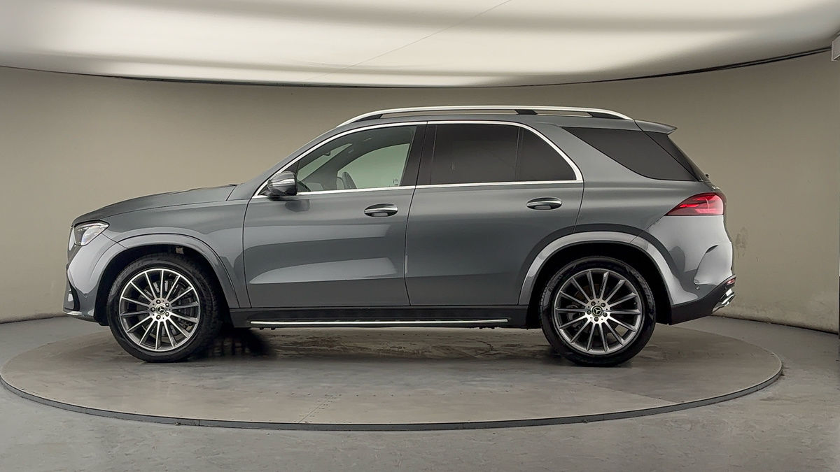 More views of Mercedes-Benz GLE