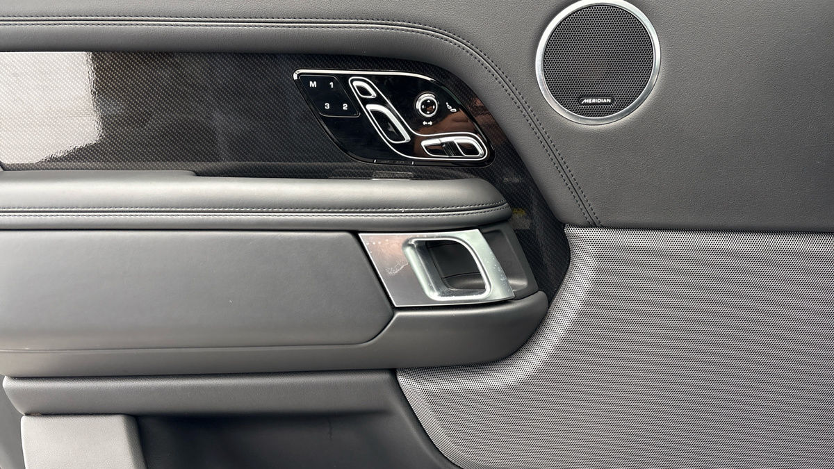 Land Rover Range Rover Image 19