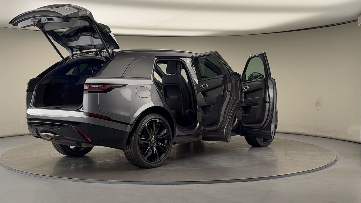 More views of Land Rover Range Rover Velar