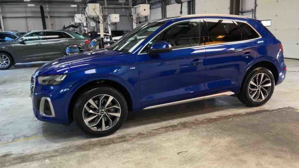 More views of Audi Q5
