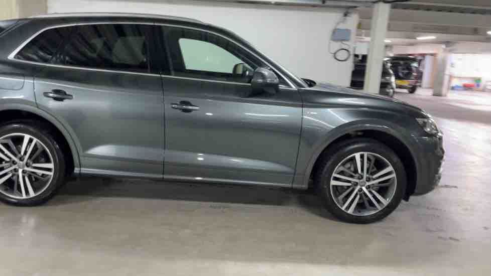 More views of Audi Q5
