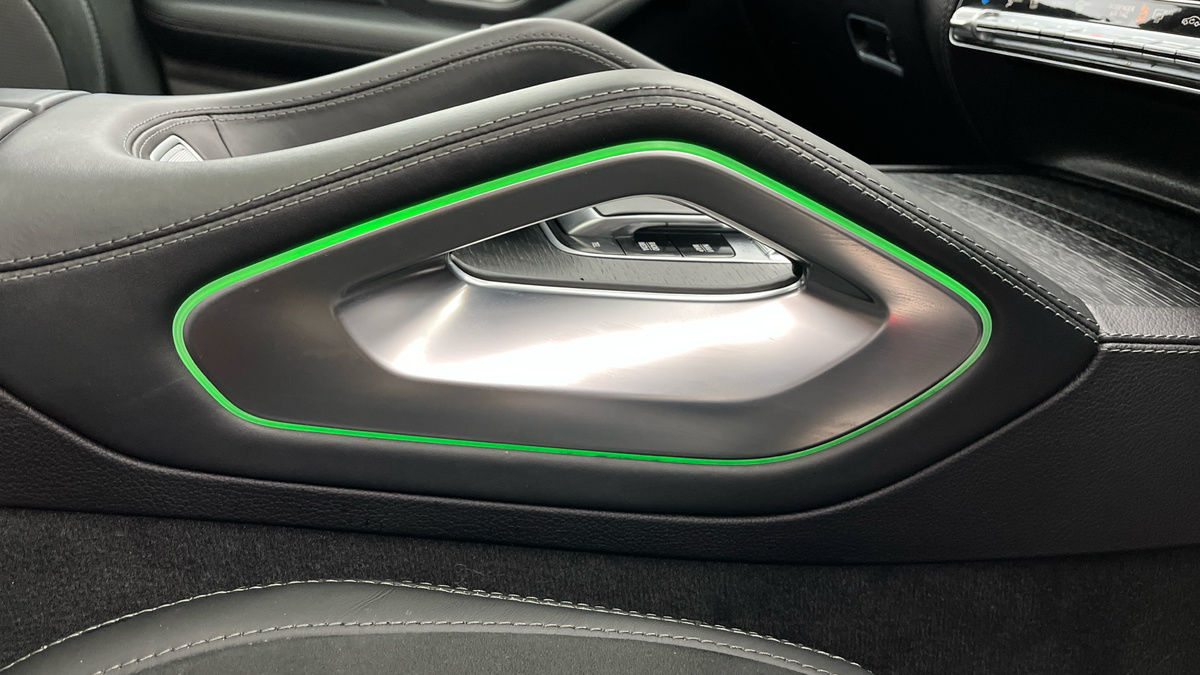 Mercedes-Benz GLE Image 26