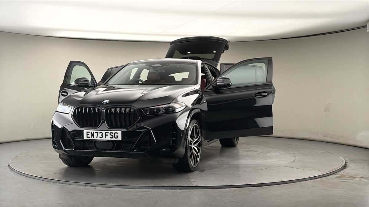 More views of BMW X6