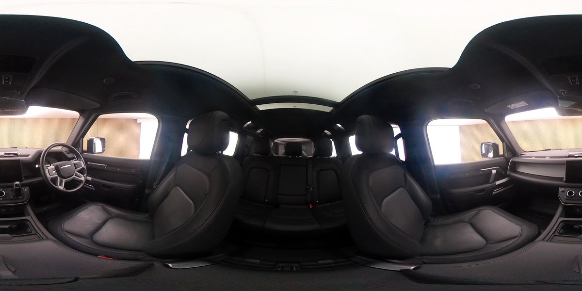 More views of Land Rover Defender 110
