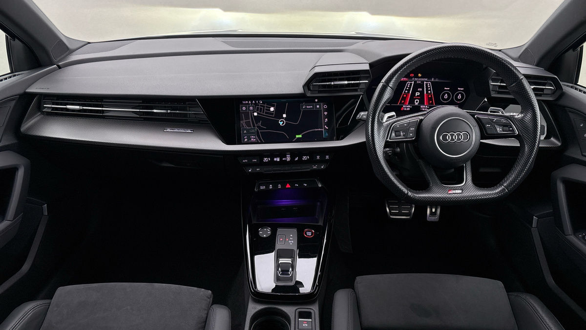 Audi RS3 Image 12