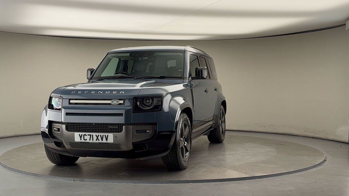 More views of Land Rover Defender 110