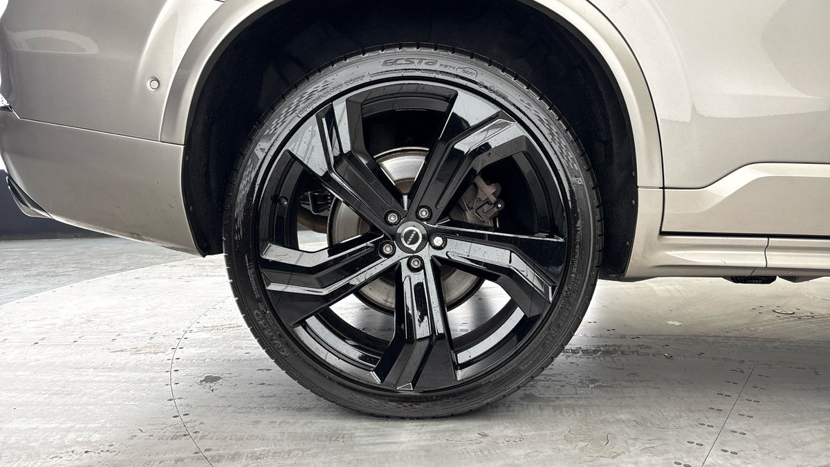 Volvo XC90 Image 20