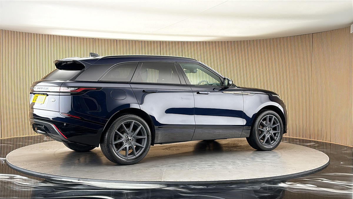 More views of Land Rover Range Rover Velar
