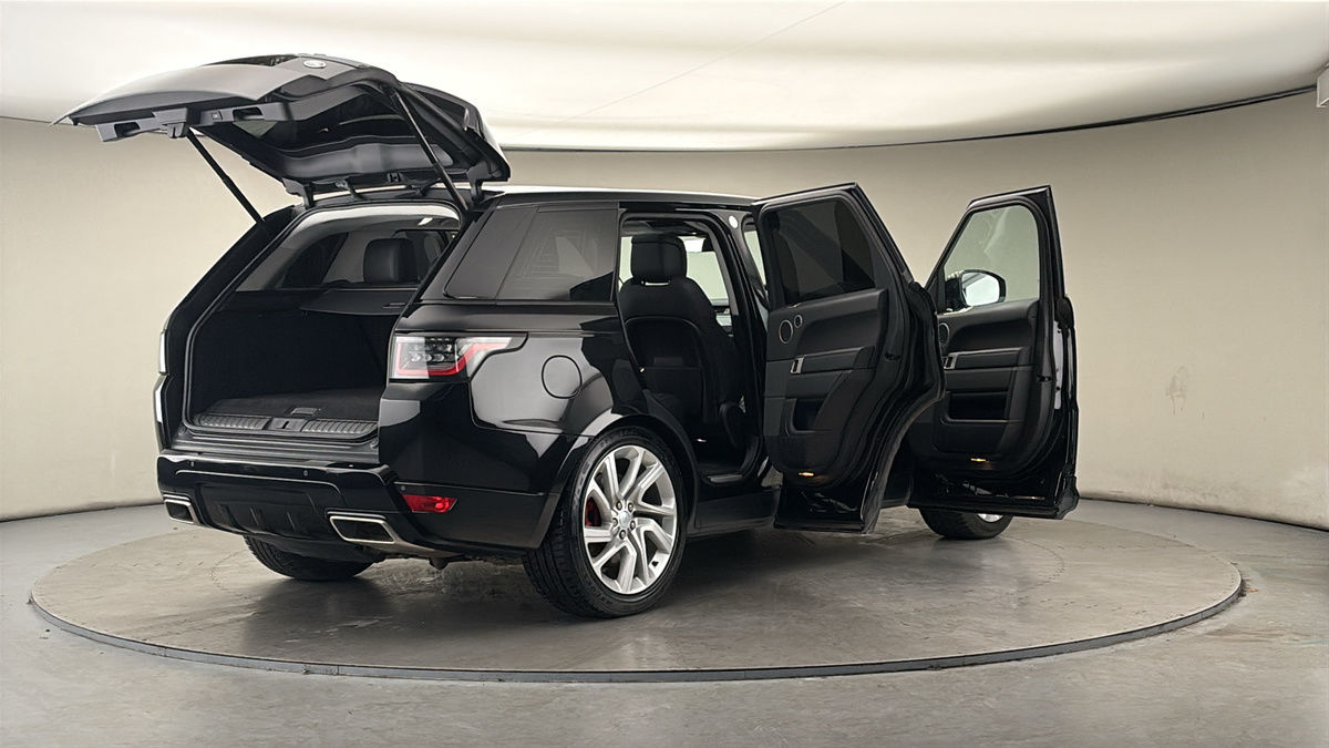 More views of Land Rover Range Rover Sport