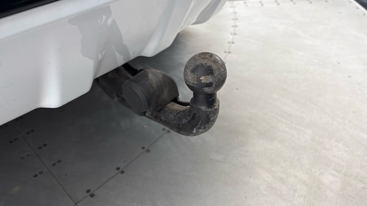Land Rover Discovery Sport Image 38