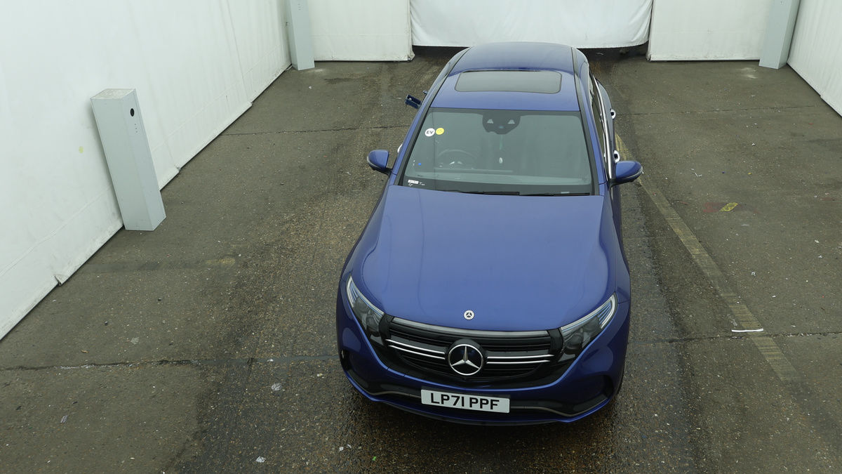 Mercedes-Benz EQC Image 7