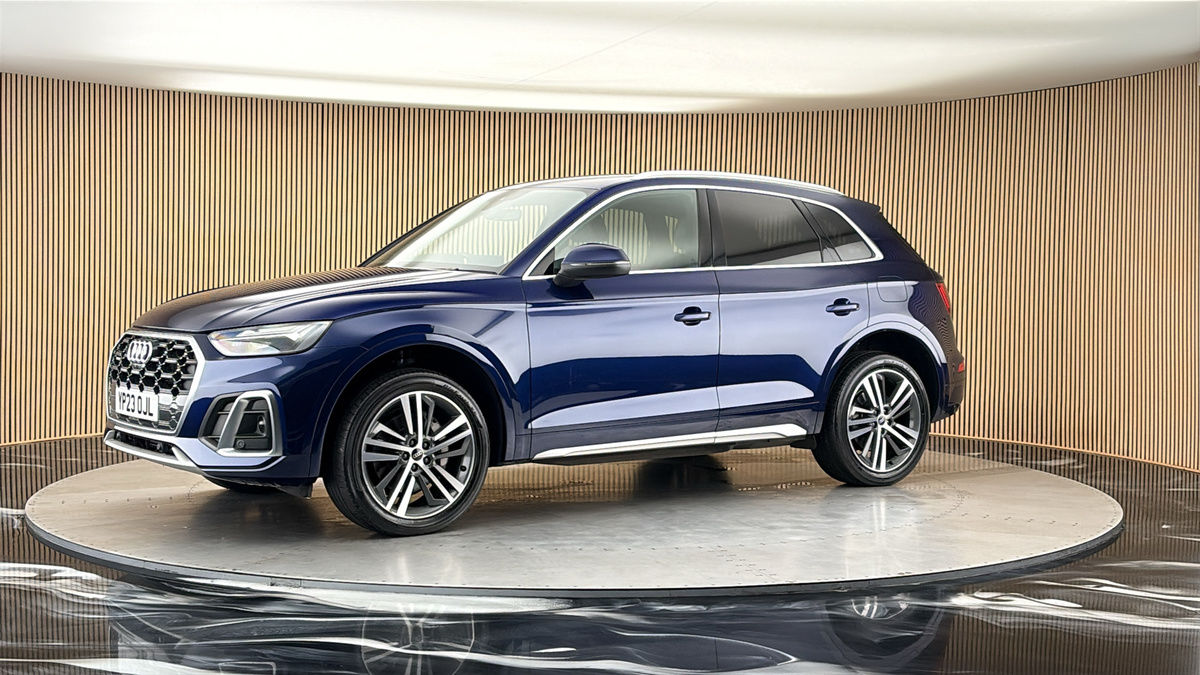 More views of Audi Q5