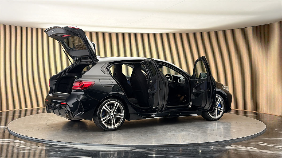 More views of BMW 1 Series