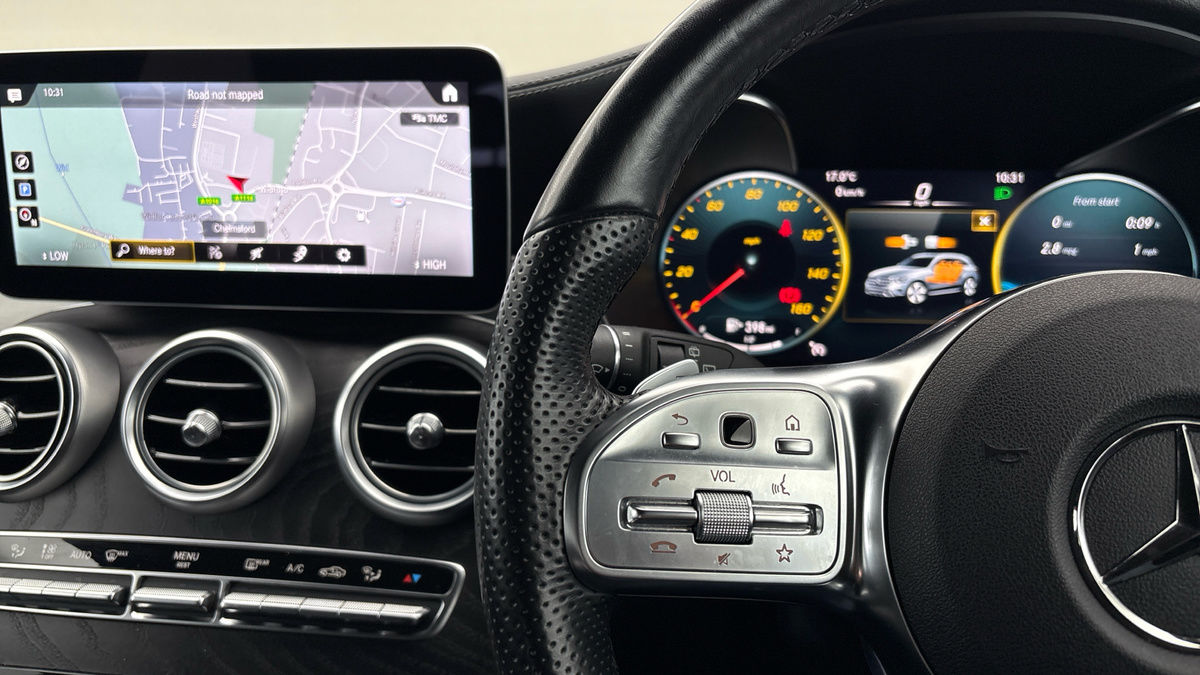 Mercedes-Benz GLC Image 19