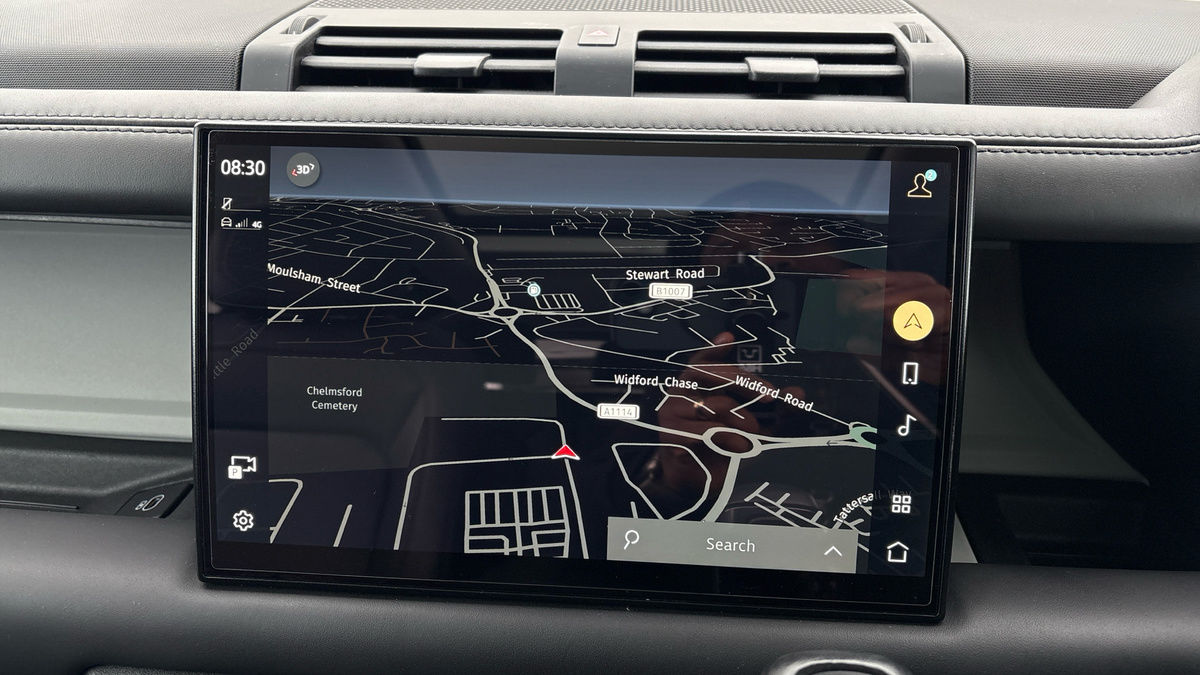 Land Rover Defender 90 Urban Image 17