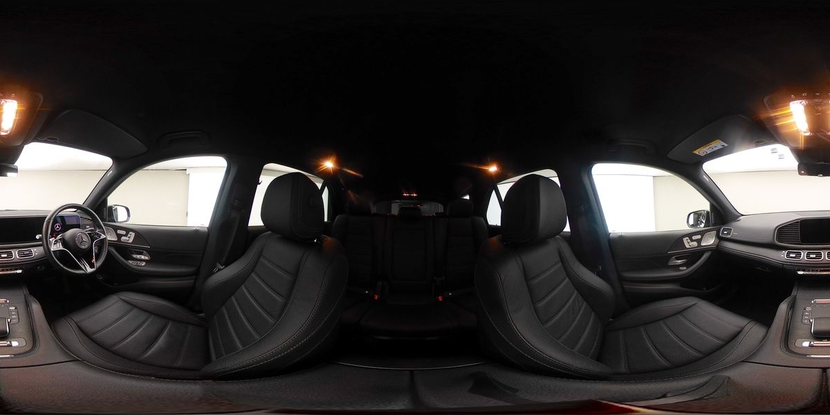 More views of Mercedes-Benz GLE